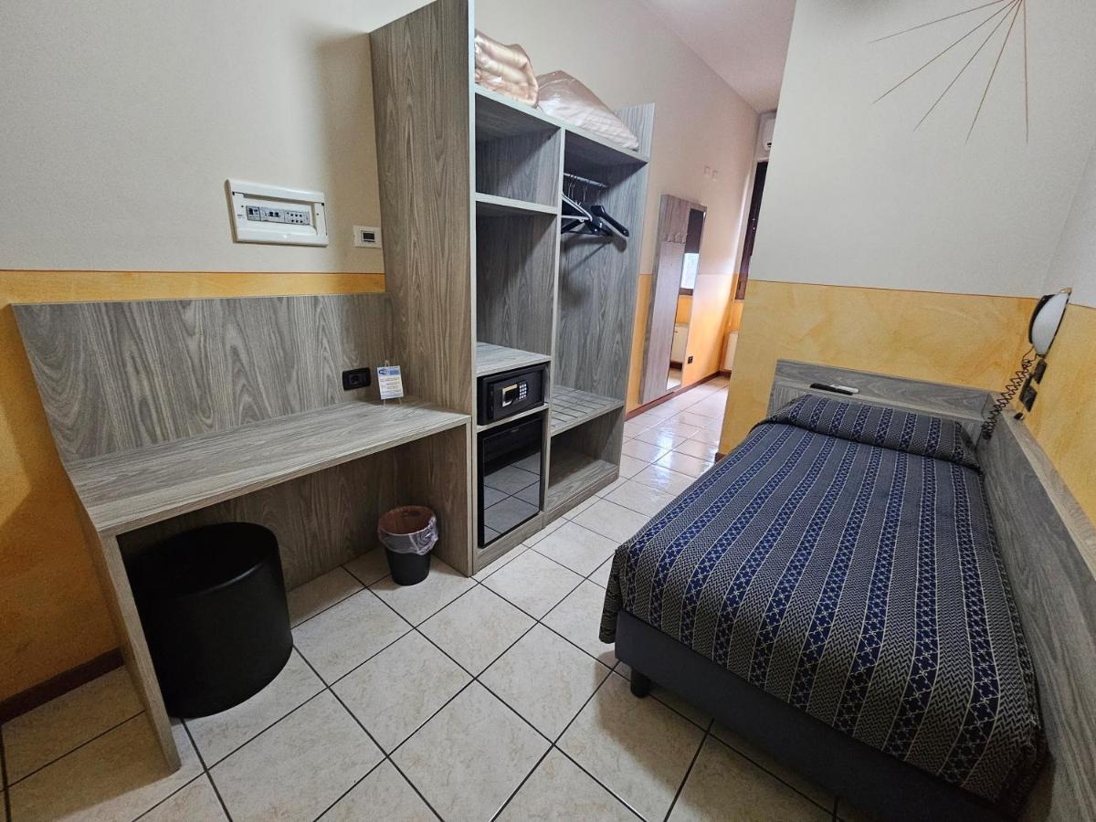 Hotel Euro Castegnato Екстериор снимка