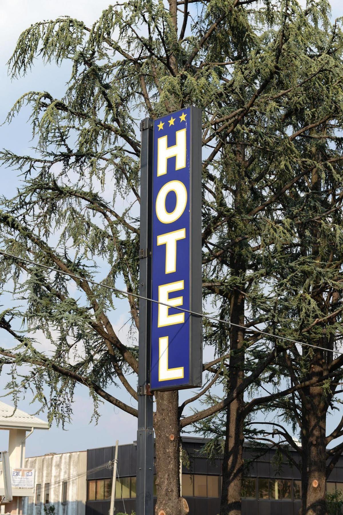 Hotel Euro Castegnato Екстериор снимка